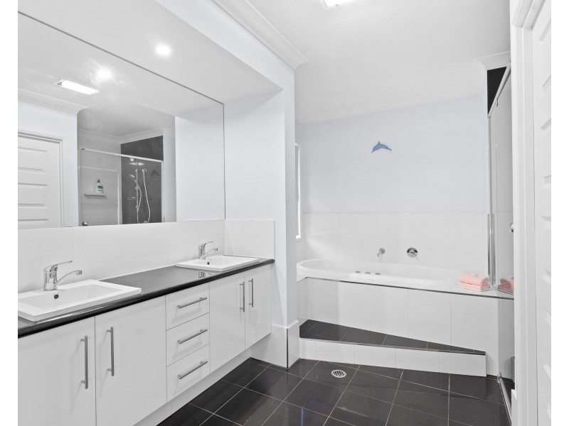 4 Els Court, North Lakes QLD 4509