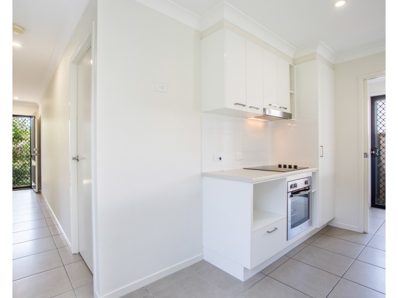 37 Bowerbird Crescent, Dakabin QLD 4503