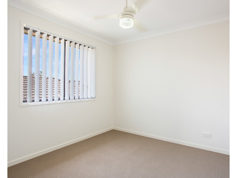 37 Bowerbird Crescent, Dakabin QLD 4503