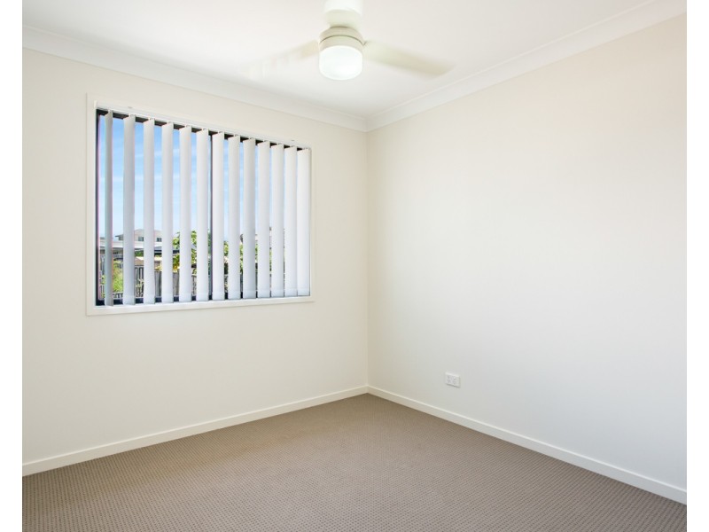 37 Bowerbird Crescent, Dakabin QLD 4503