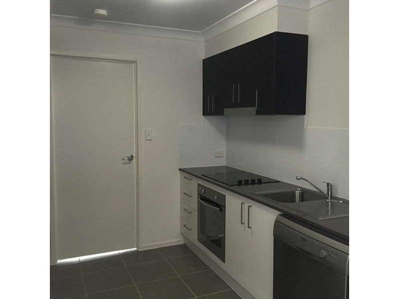 2/16 Monitor Avenue, Dakabin QLD 4503