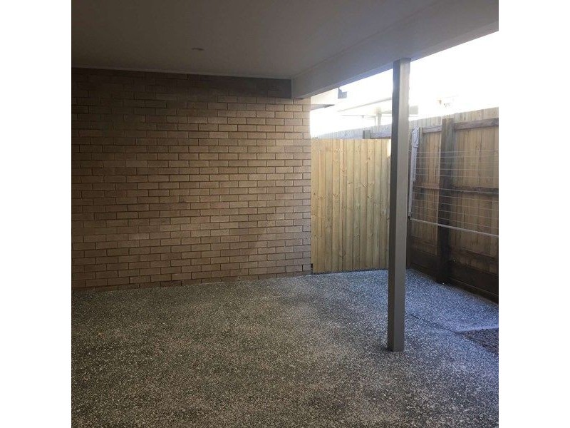 2/16 Monitor Avenue, Dakabin QLD 4503