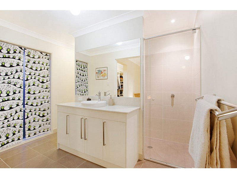 34 Sears Parade, North Lakes QLD 4509