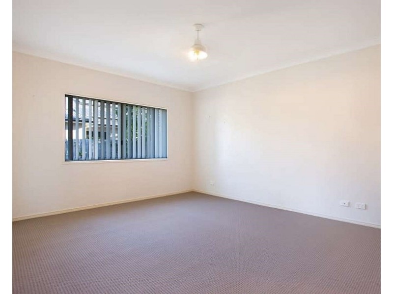 52 Lacebark Street, North Lakes QLD 4509