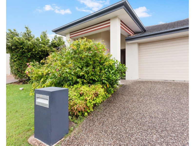 131 Mackintosh Drive, North Lakes QLD 4509