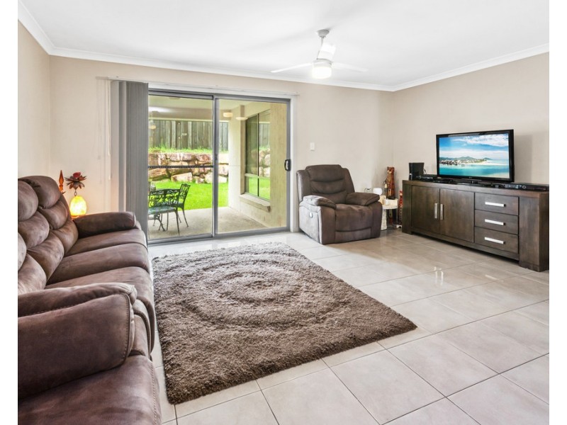 131 Mackintosh Drive, North Lakes QLD 4509