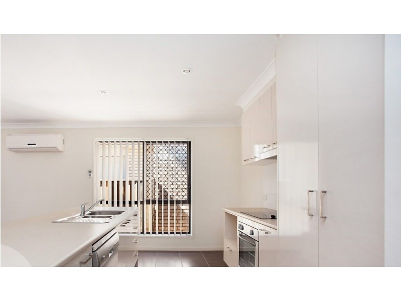 6 Bowerbird Crescent, Dakabin QLD 4503