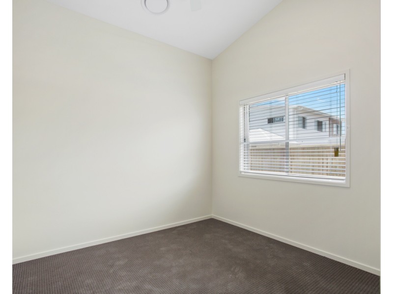 9 Brindabella Street, Newport QLD 4020