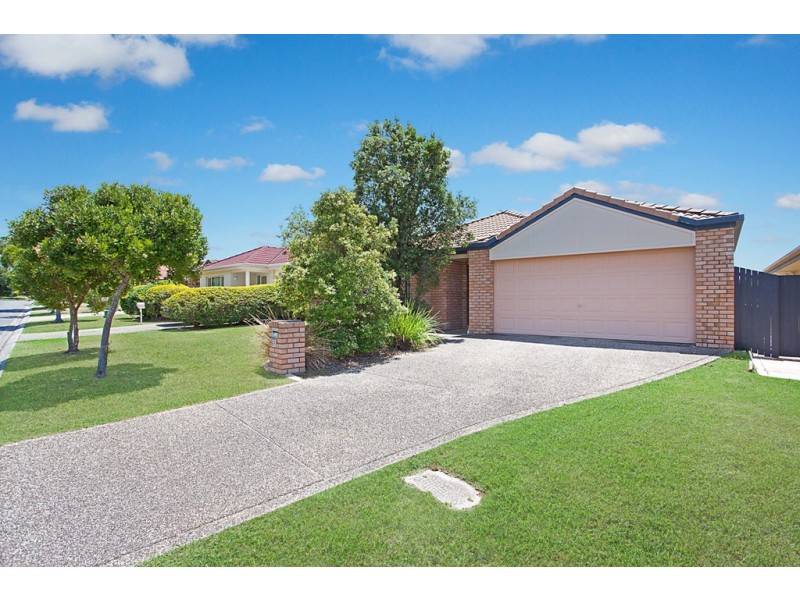 32 Grampion Circuit, North Lakes QLD 4509