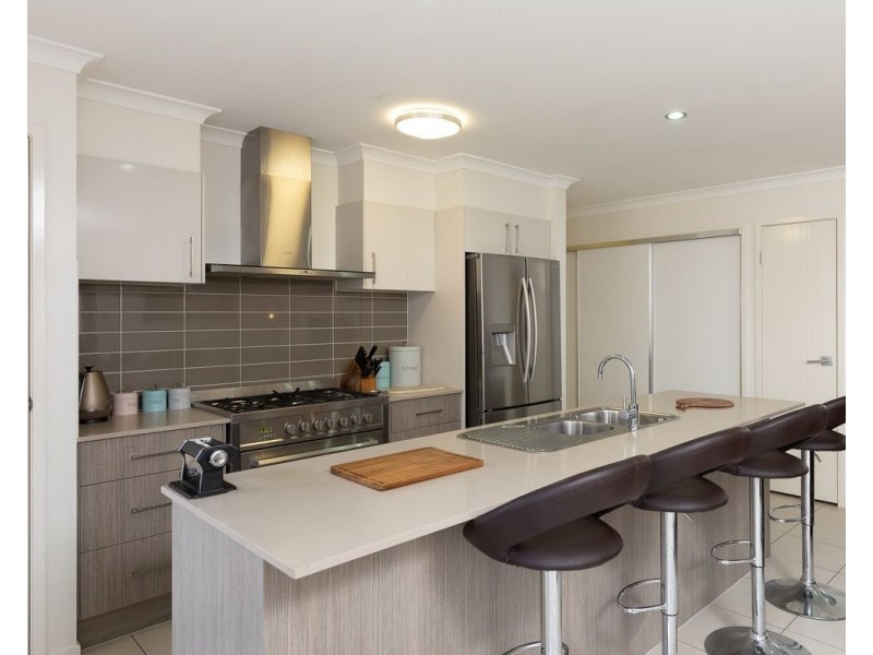 33 Gordon Crescent, Mango Hill QLD 4509