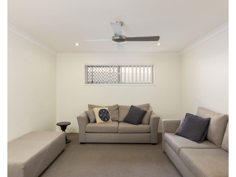 33 Gordon Crescent, Mango Hill QLD 4509