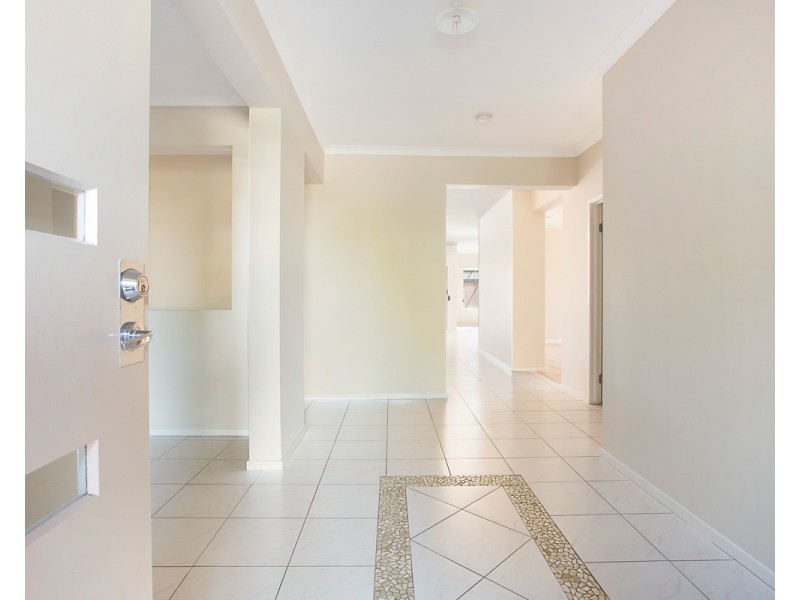 4 Trevino Parade, North Lakes QLD 4509