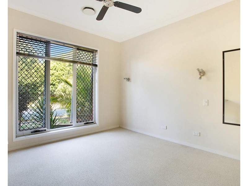 4 Trevino Parade, North Lakes QLD 4509