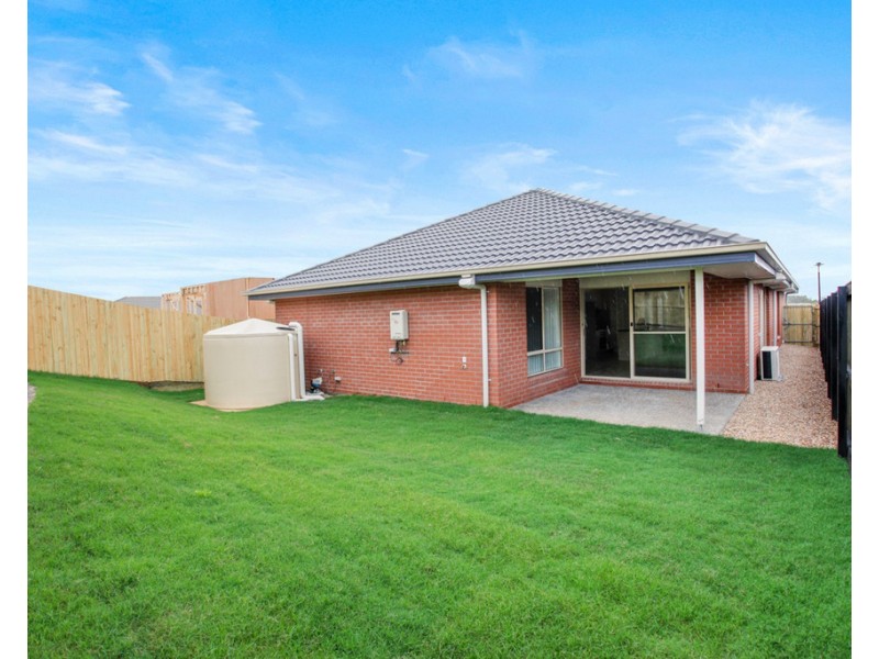 60 Mackintosh Drive, North Lakes QLD 4509