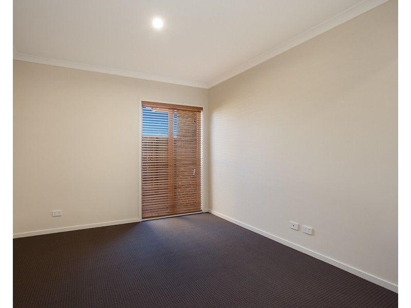 15 Elsey Circuit, North Lakes QLD 4509