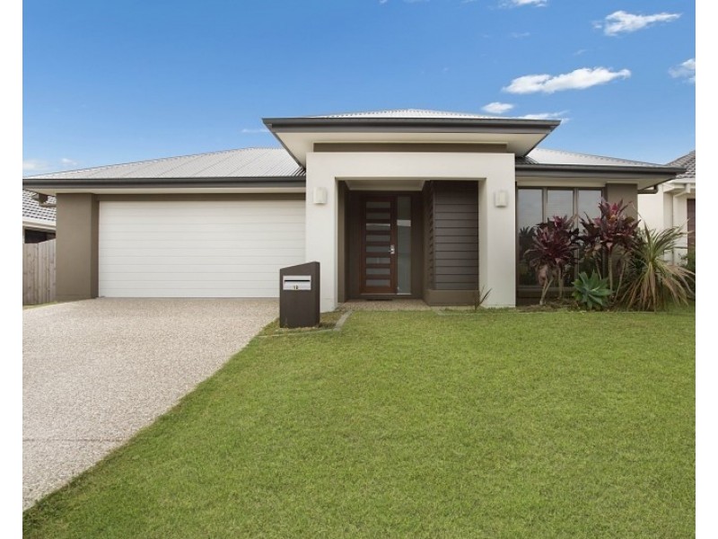 18 Nullarbor Cct, North Lakes QLD 4509