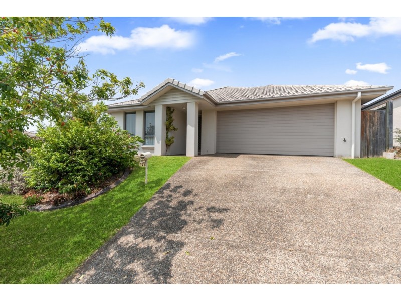 141 Mackintosh Drive, North Lakes QLD 4509