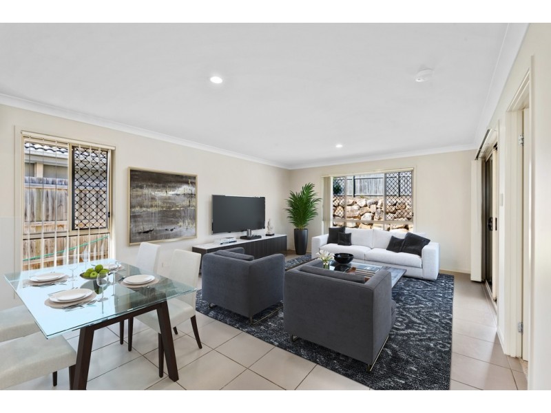 15 Shimao Crescent, North Lakes QLD 4509