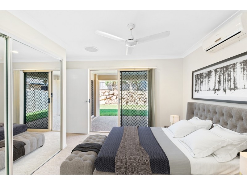 15 Shimao Crescent, North Lakes QLD 4509