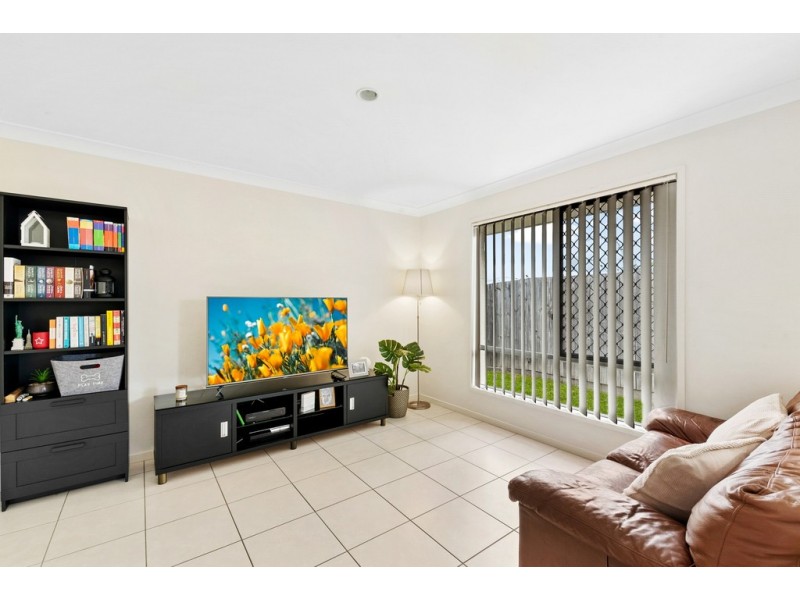 49 Denham Crescent, North Lakes QLD 4509