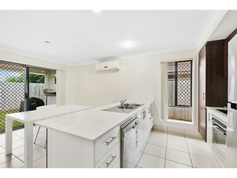 49 Denham Crescent, North Lakes QLD 4509