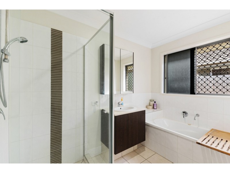 49 Denham Crescent, North Lakes QLD 4509