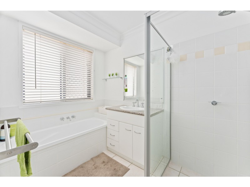 27 Turquoise Crescent, Griffin QLD 4503