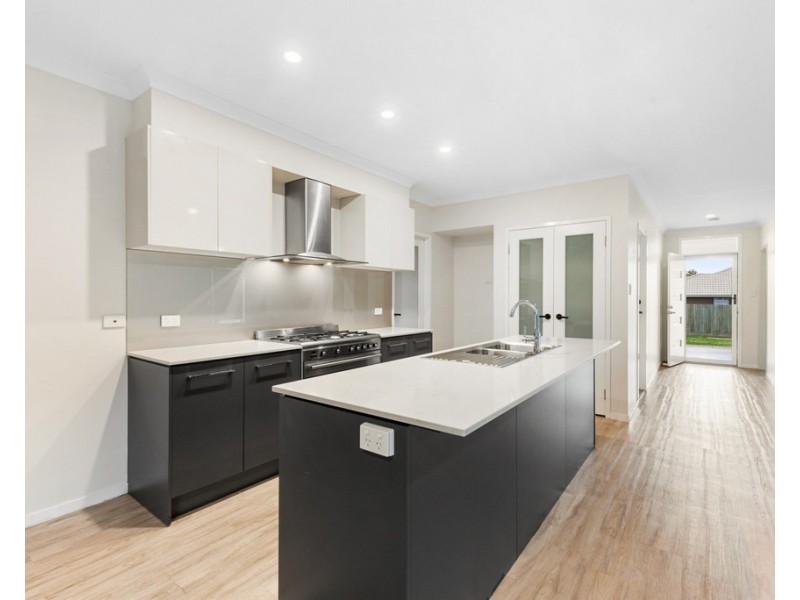 4 Gair Street, North Lakes QLD 4509