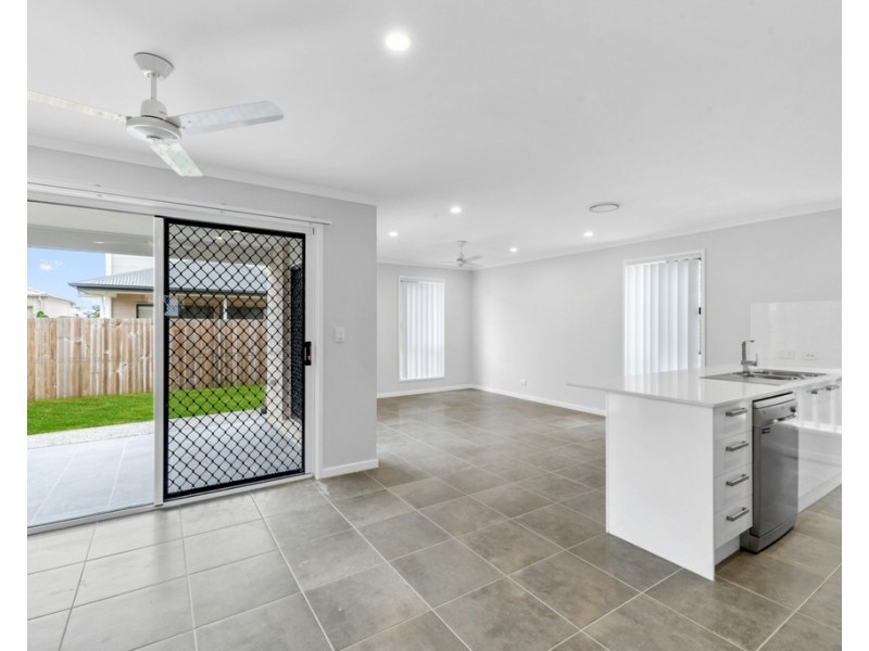 7 Anchor Street, Newport QLD 4020