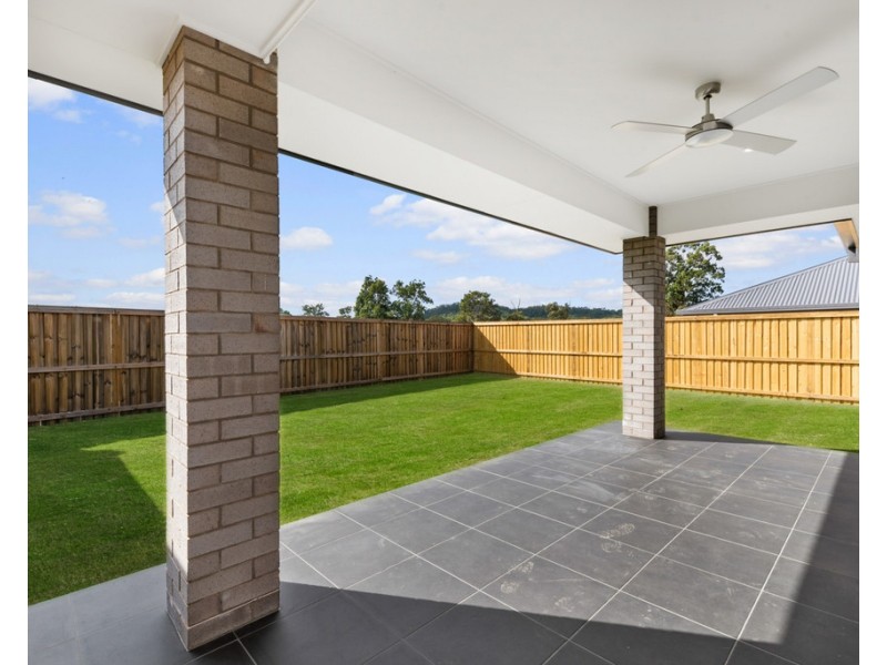 73 Brockman Drive, Upper Kedron QLD 4055
