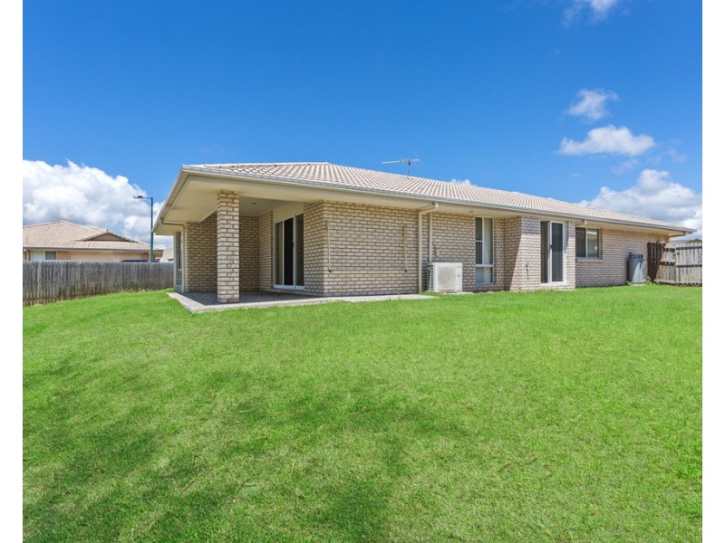 14 Bangalow Street, Morayfield QLD 4506