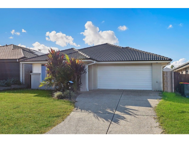 9 Cooloola Crescent, North Lakes QLD 4509