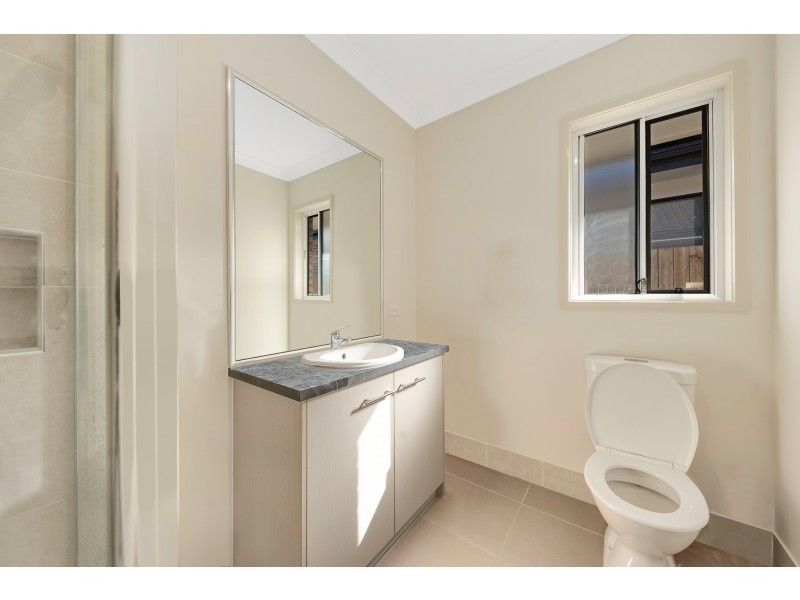 9 Cooloola Crescent, North Lakes QLD 4509