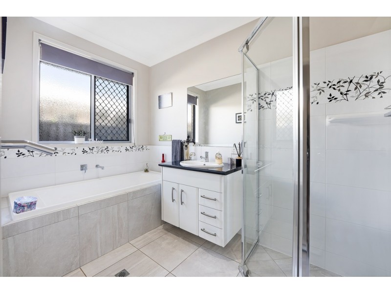 28 Essencia Avenue, Dakabin QLD 4503