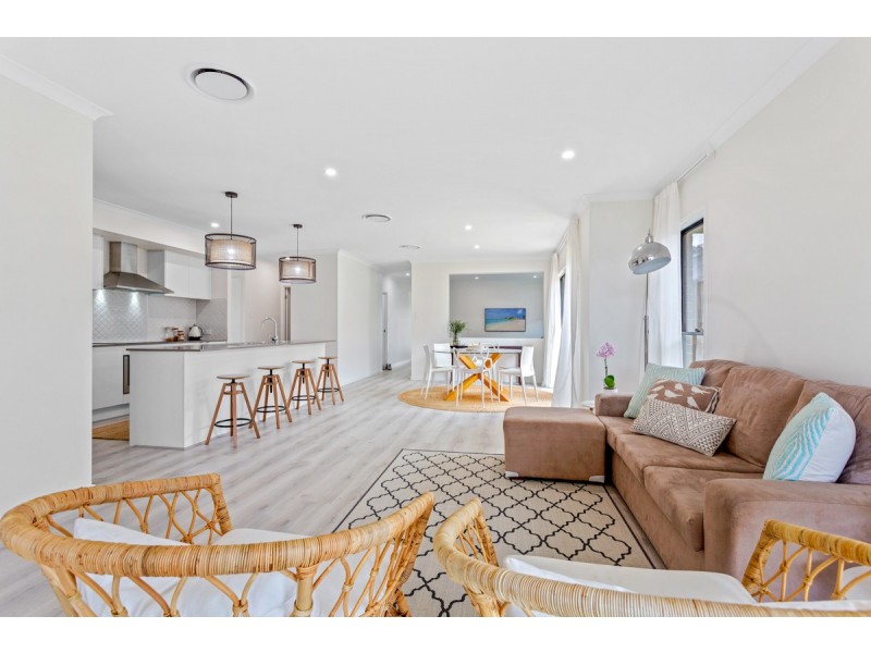 27 Bettson Boulevard, Griffin QLD 4503