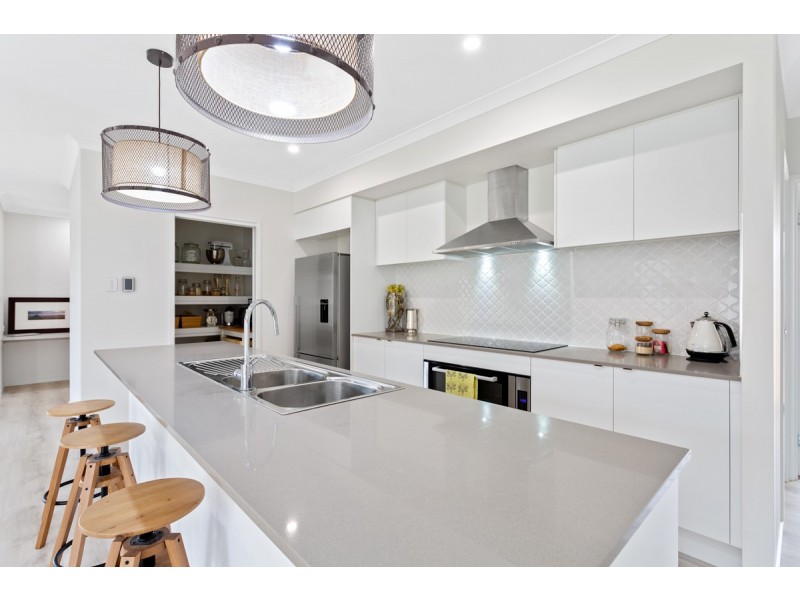 27 Bettson Boulevard, Griffin QLD 4503