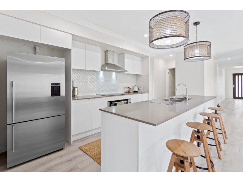 27 Bettson Boulevard, Griffin QLD 4503