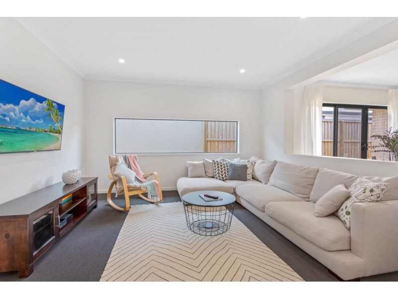 27 Bettson Boulevard, Griffin QLD 4503