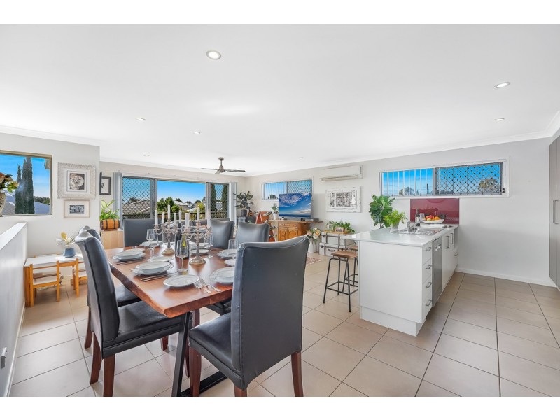 9 Troon Street, North Lakes QLD 4509