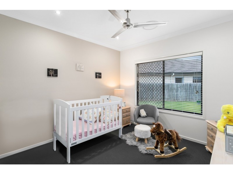 45 Dickson Crescent, North Lakes QLD 4509