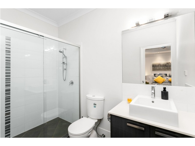 45 Dickson Crescent, North Lakes QLD 4509