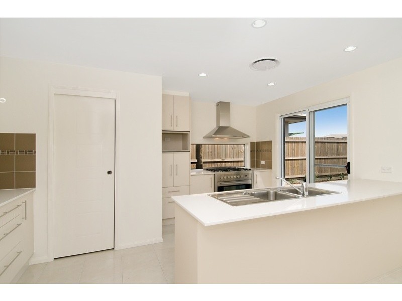 43 Dusky Street, North Lakes QLD 4509