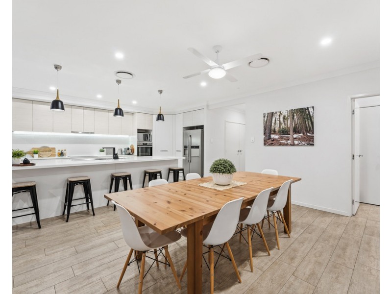 21 Kennedy Court, North Lakes QLD 4509