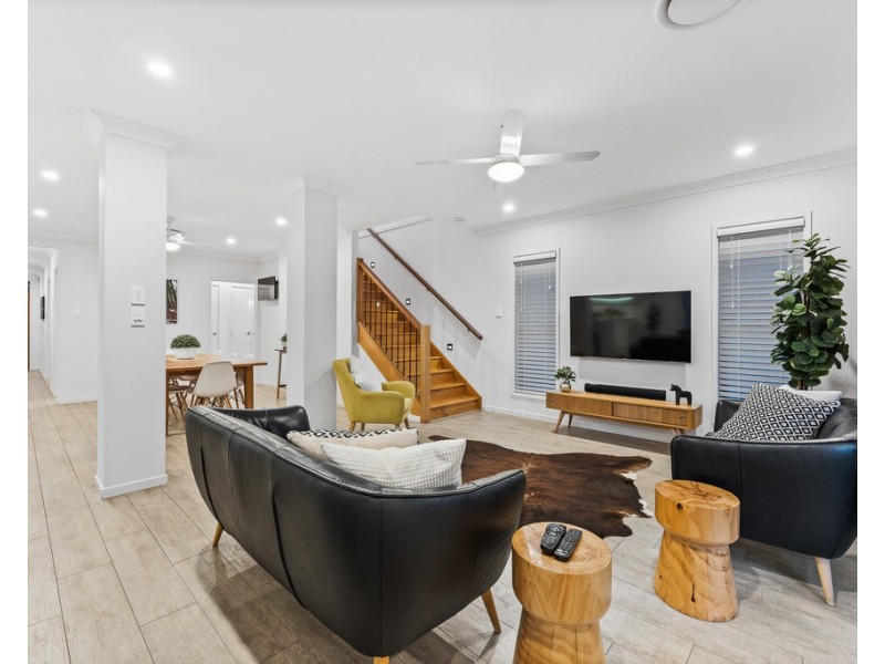 21 Kennedy Court, North Lakes QLD 4509