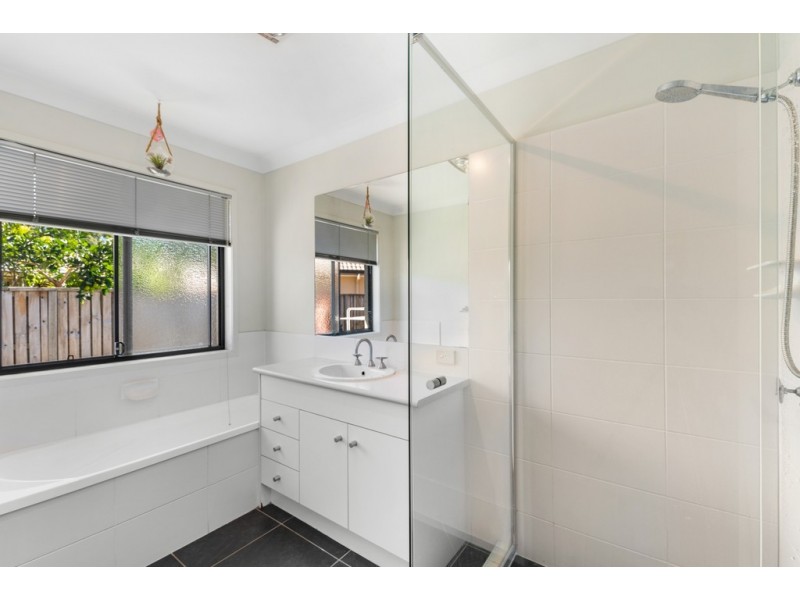 43 Lookout Place, Narangba QLD 4504