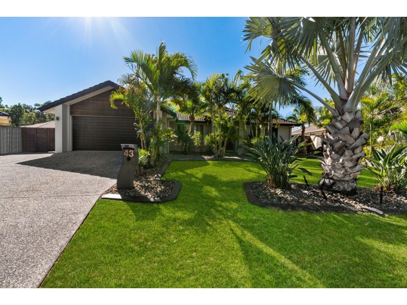 43 Lookout Place, Narangba QLD 4504