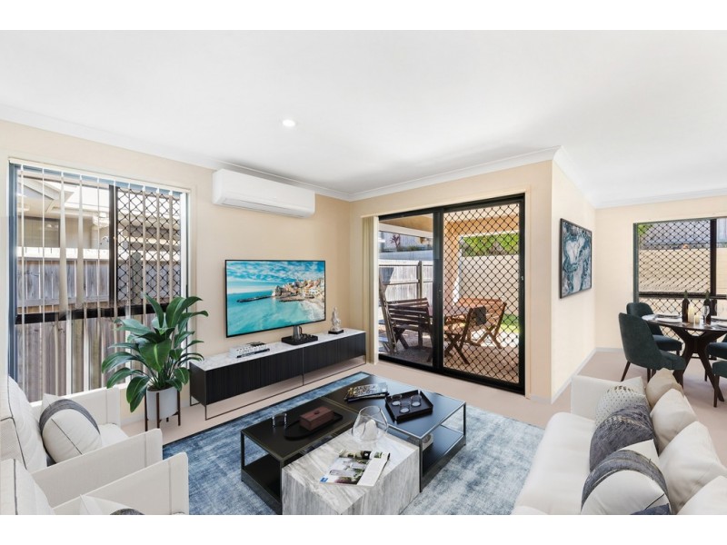 51 Dickson Crescent, North Lakes QLD 4509