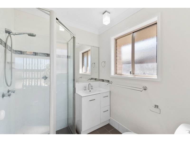 9 Otter Court, Rothwell QLD 4022