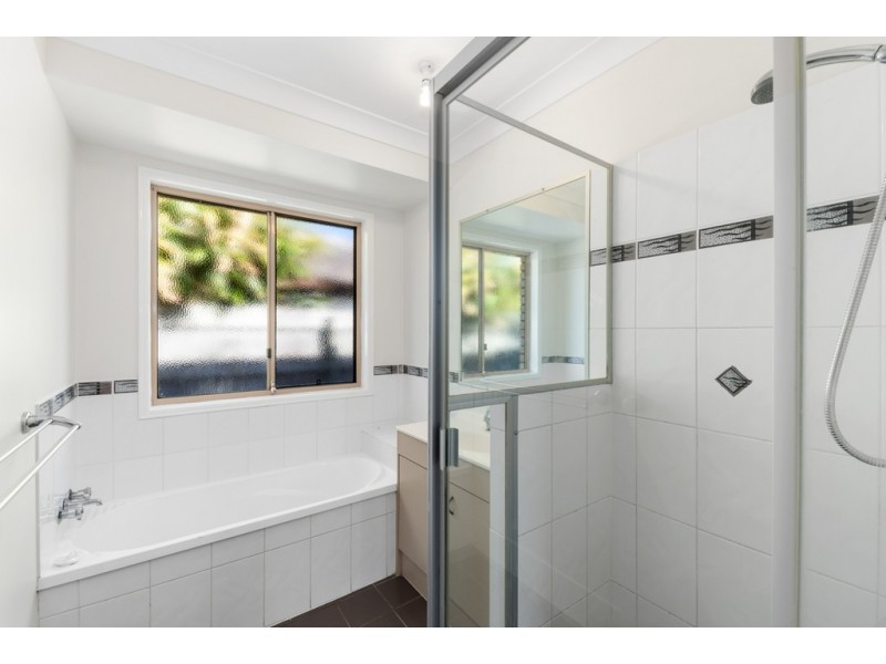 9 Otter Court, Rothwell QLD 4022