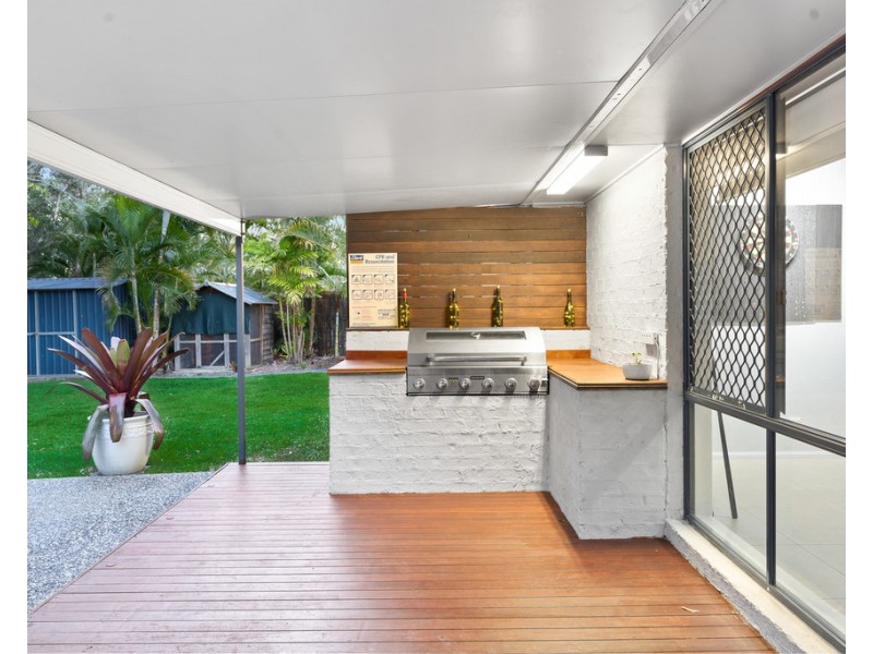 18 Sandpiper Avenue, North Lakes QLD 4509